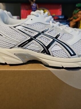 ASICS Gel-1130 White Cloud Grey 1201A256-118 Mens 7 Women 8.5